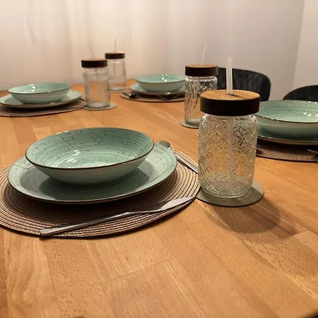 Naturkraft Mit Tiefgaragenstellplatz Und Balkon Appartement *