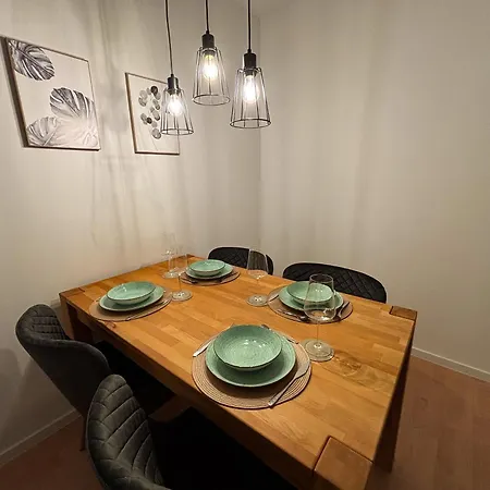 Appartement Naturkraft Mit Tiefgaragenstellplatz Und Balkon *