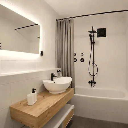 Apartmán Naturkraft Mit Tiefgaragenstellplatz Und Balkon *