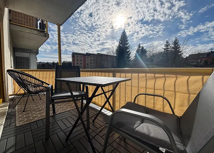 Naturkraft Mit Tiefgaragenstellplatz Und Balkon *